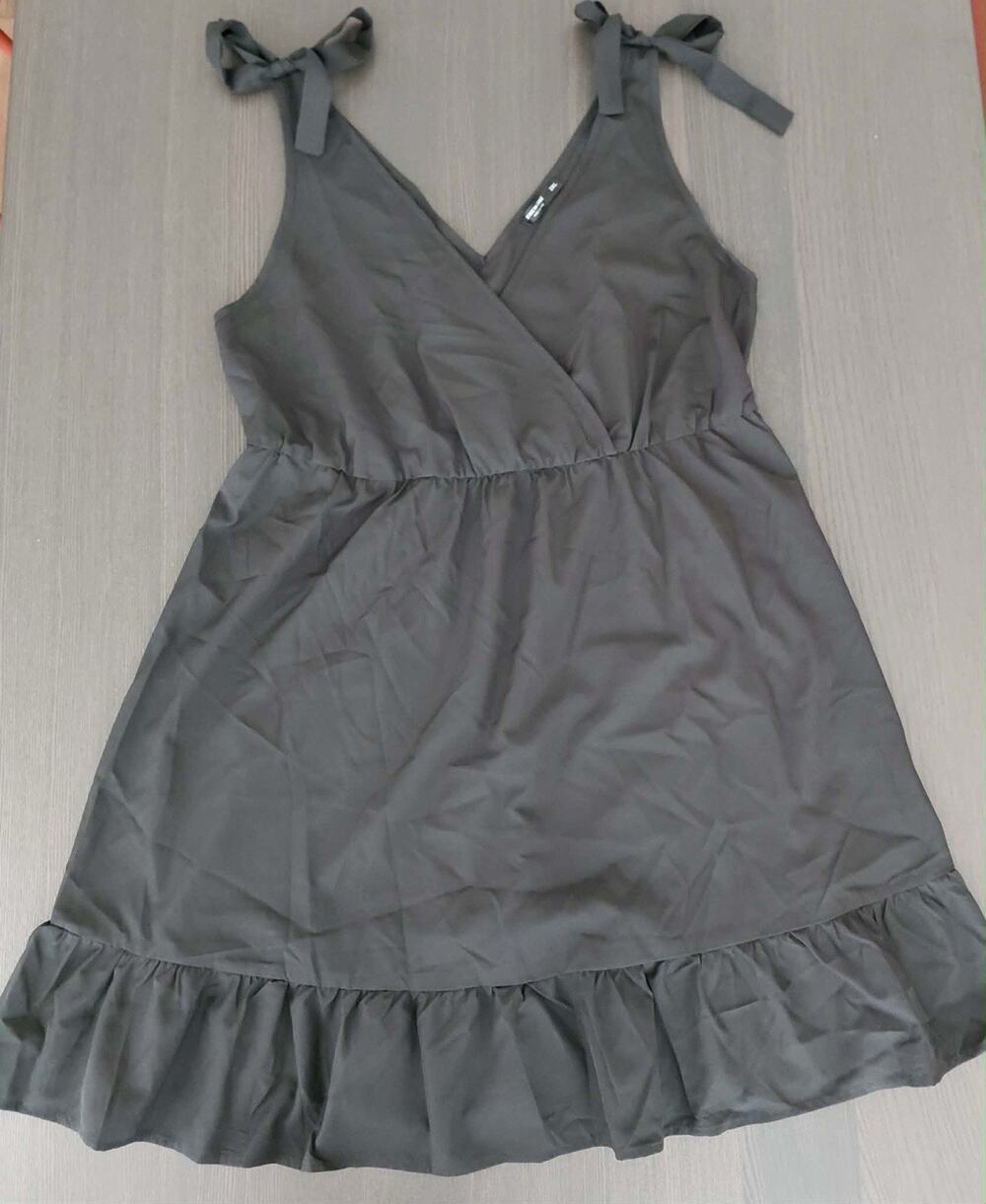 SHEIN CURVE Women’s 2XL XXL Grey Gray V-Neck Sleeveless Dress